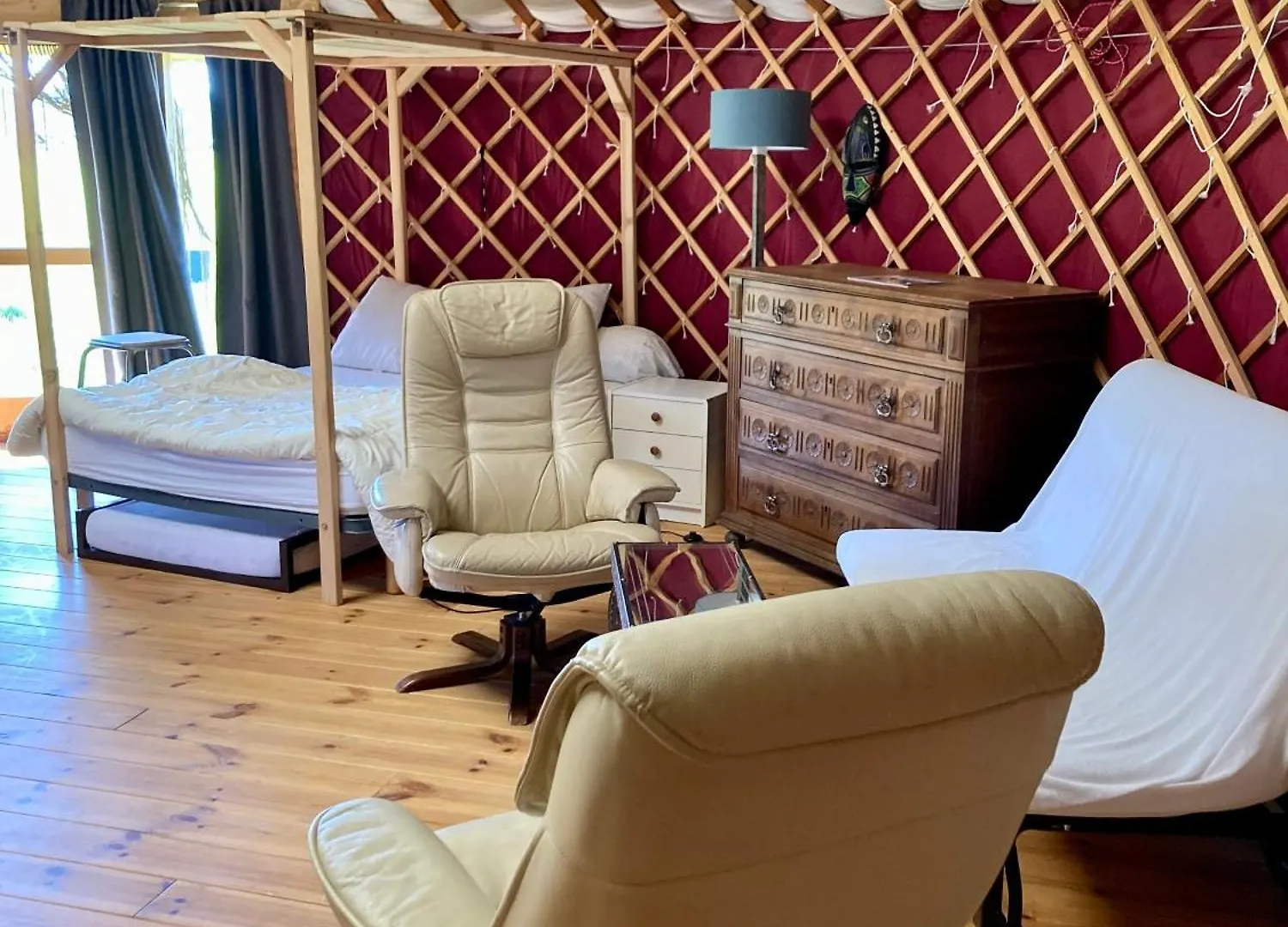 Luxury tent Yourte Tout Confort Eco-Responsable Saint-Pierre-Eynac France